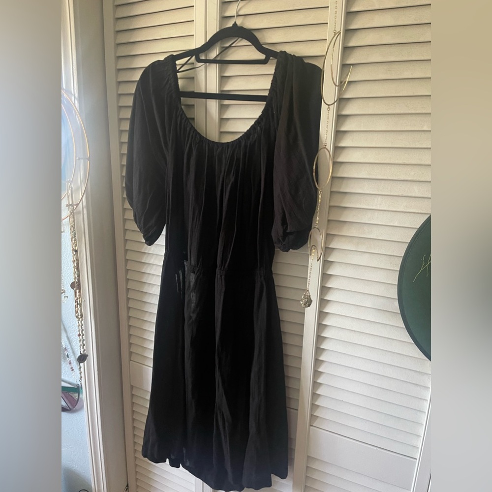 Old Navy Open Back Dress